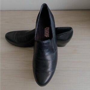 MUNRO American Hailey Slip On Loafer |‎ Black Leather  | Size 7